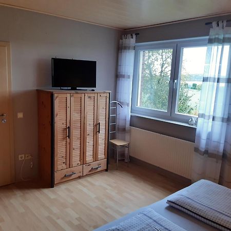 Ferienwohnung Van Den Berg Rees Bagian luar foto