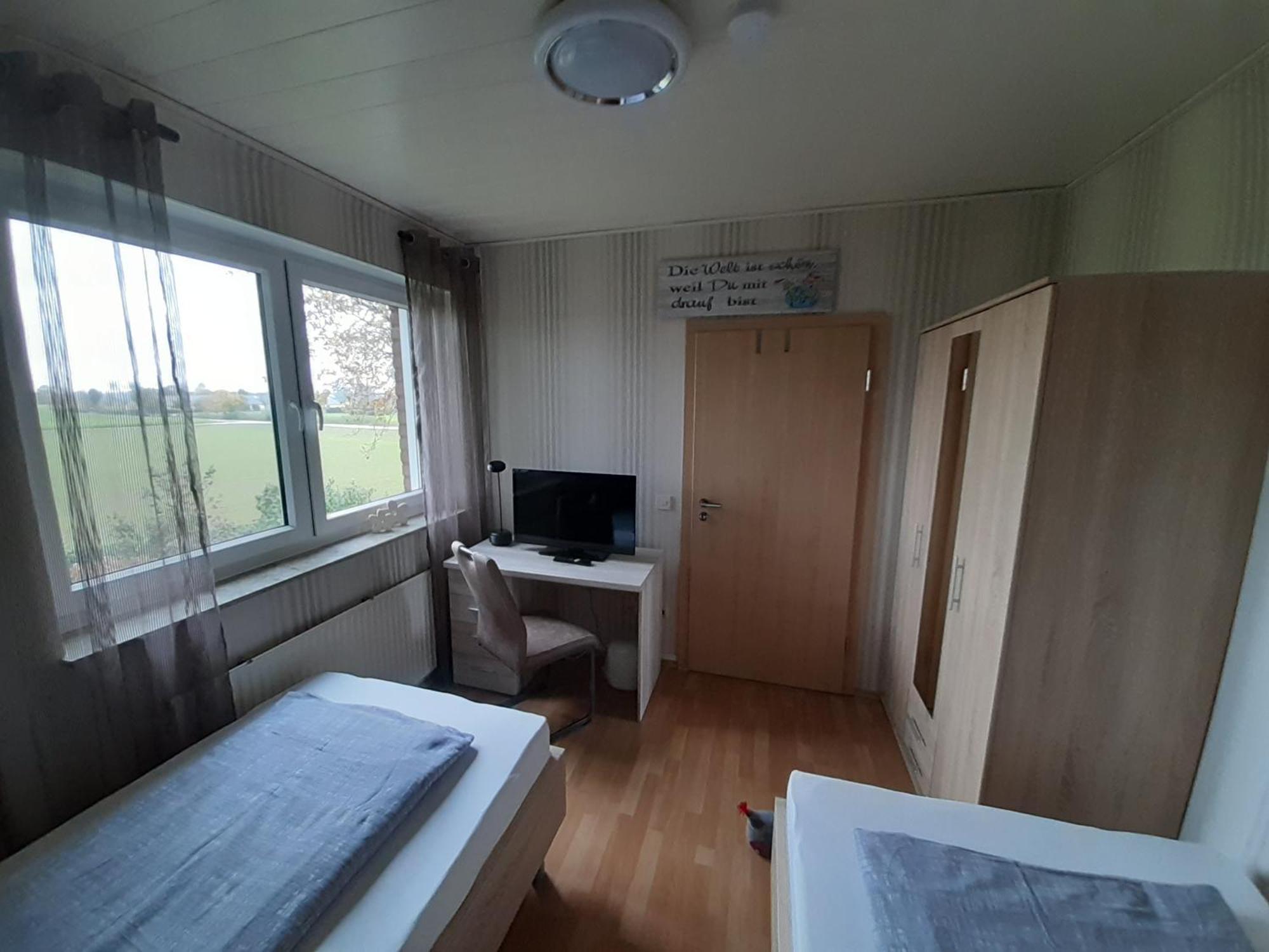 Ferienwohnung Van Den Berg Rees Bagian luar foto