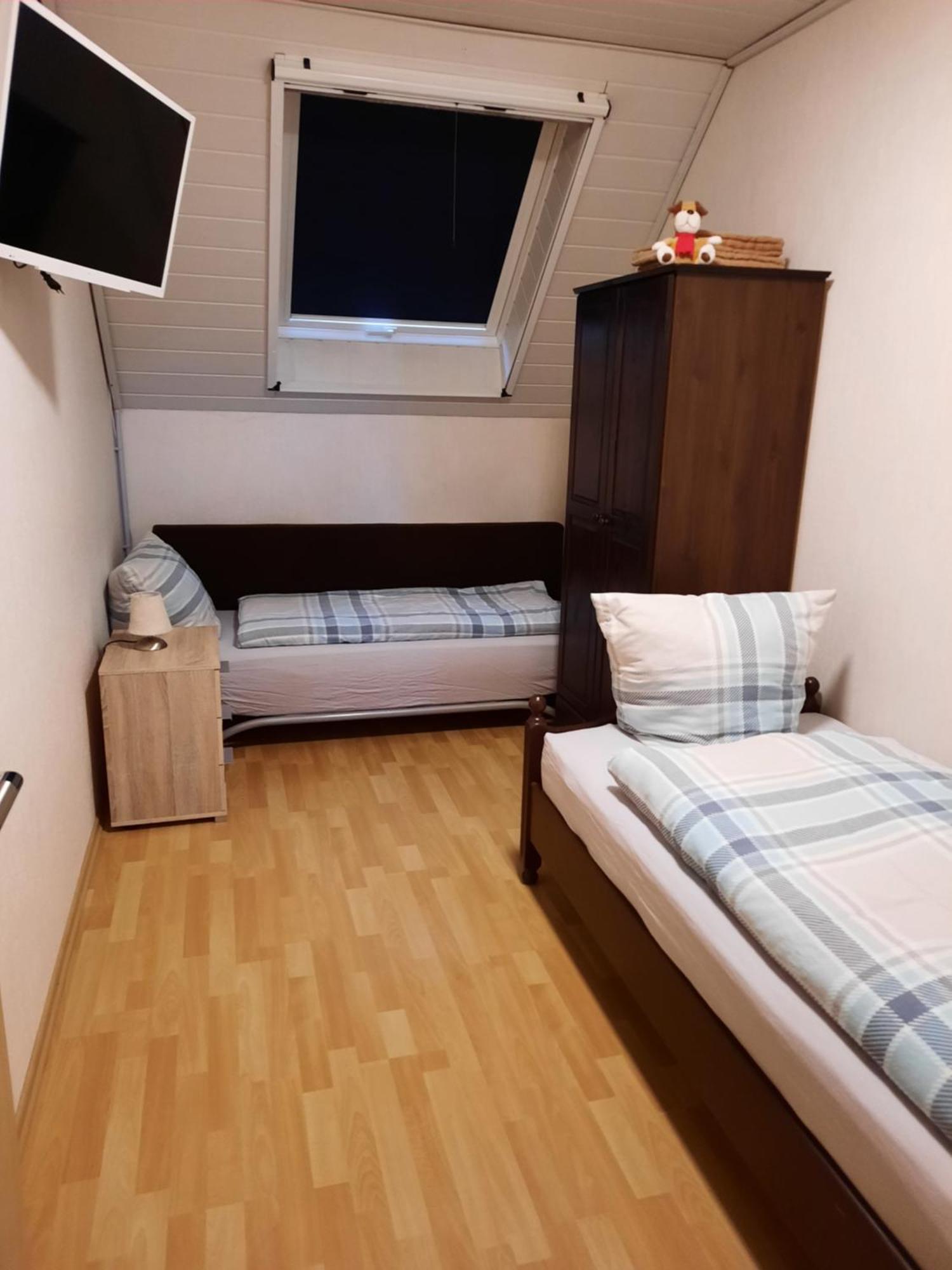 Ferienwohnung Van Den Berg Rees Bagian luar foto